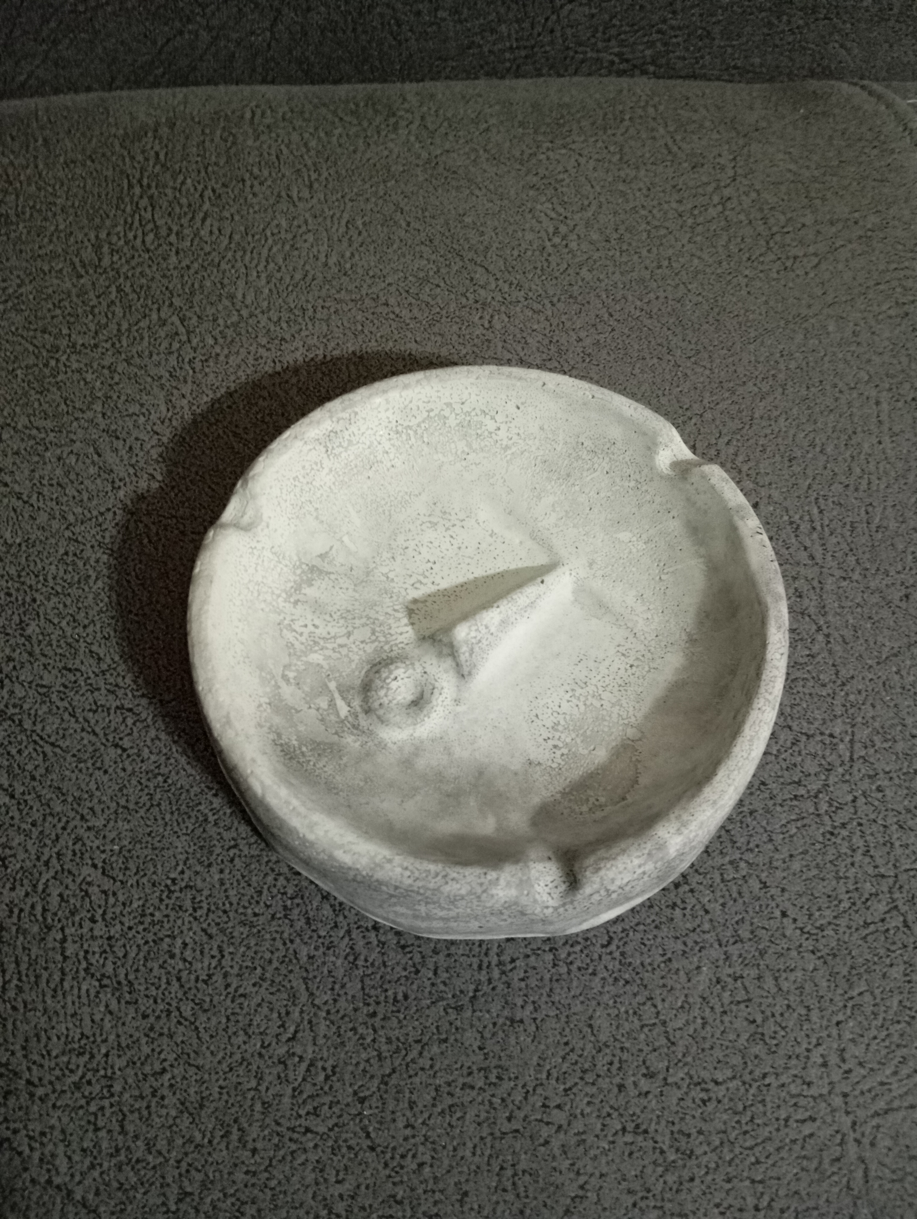 زیر سیگاری طرح آدمک 